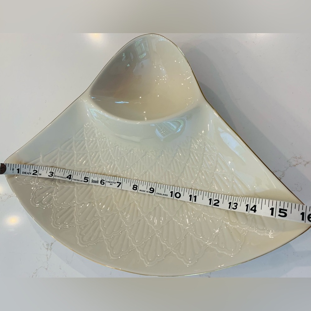 Lenox 16”  Serving Platter 16” x 12” NEW Unused Shell shaped - Picture 5 of 16